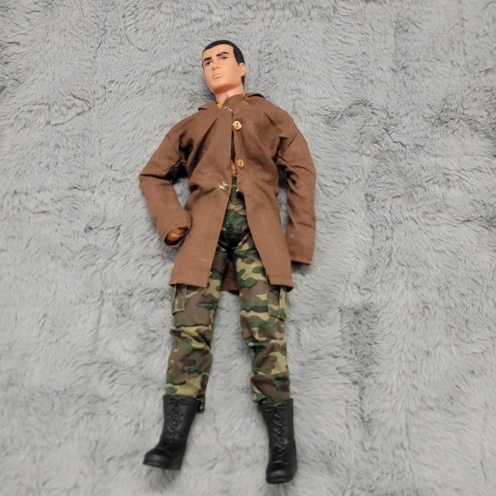 Vintage G.I. Joe Hasbro 12